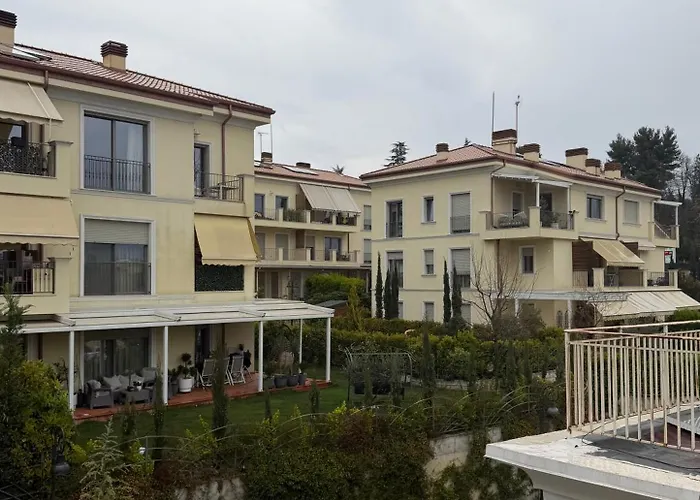 Guest House Affittacamere *